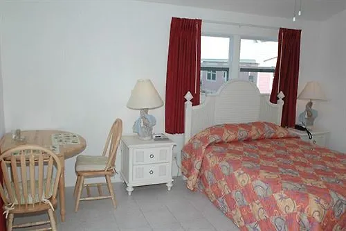 Pelican Beach Villas Marsh Harbour