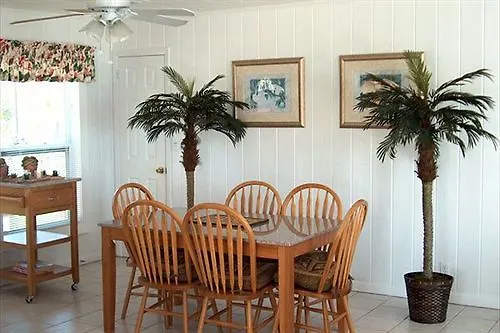 Hotel Pelican Beach Villas Marsh Harbour