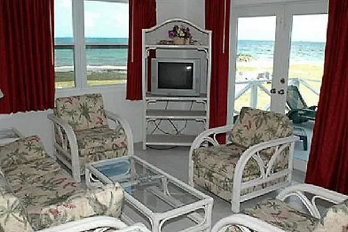 Pelican Beach Villas Marsh Harbour 3*,  Bahamas